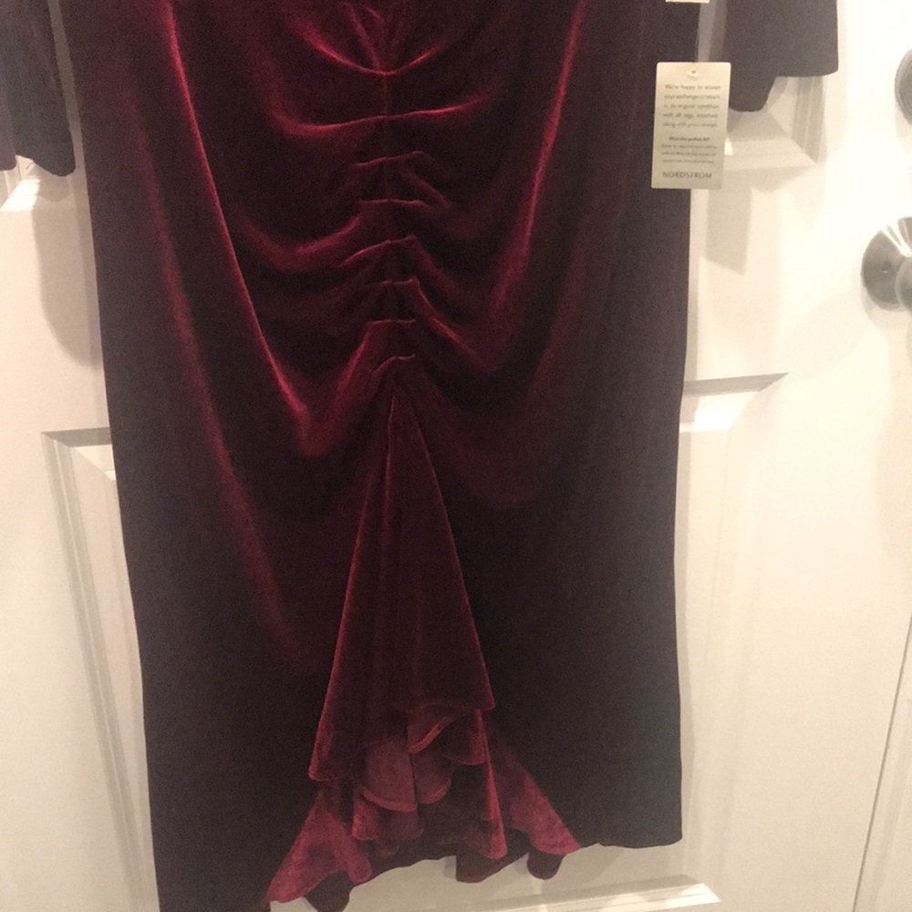 Luscious Eliza J size 18 stretch velvet keyhole back dress - Picture 4 of 4